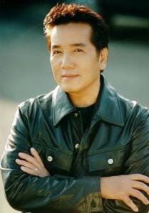 Elvis Phương