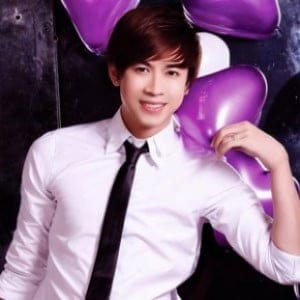 Hồ Việt Trung