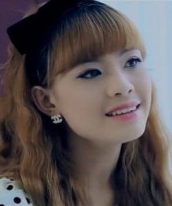 Lyna Thùy Linh